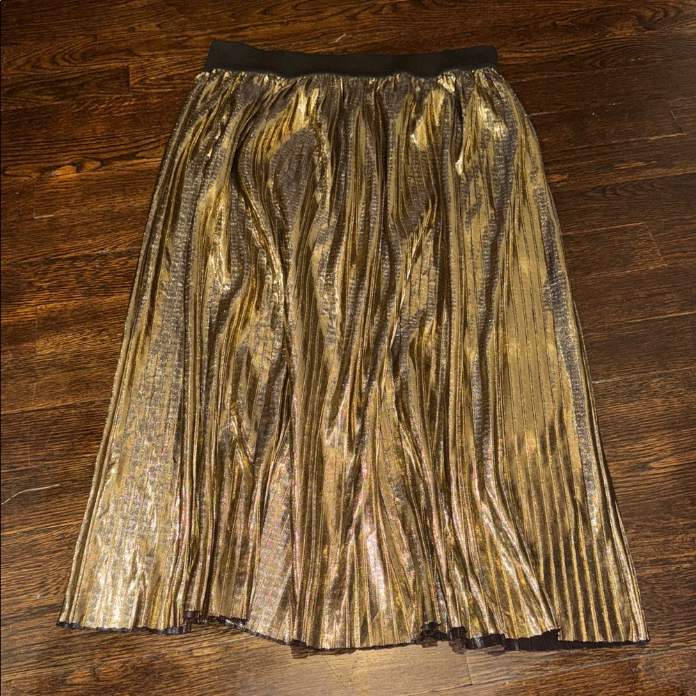 Forever 21 Shimmering Gold A-Line Skirt